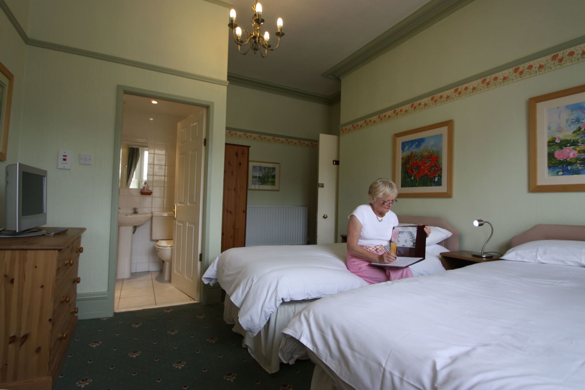 Somerset House B&B Grange-over-Sands Exterior photo